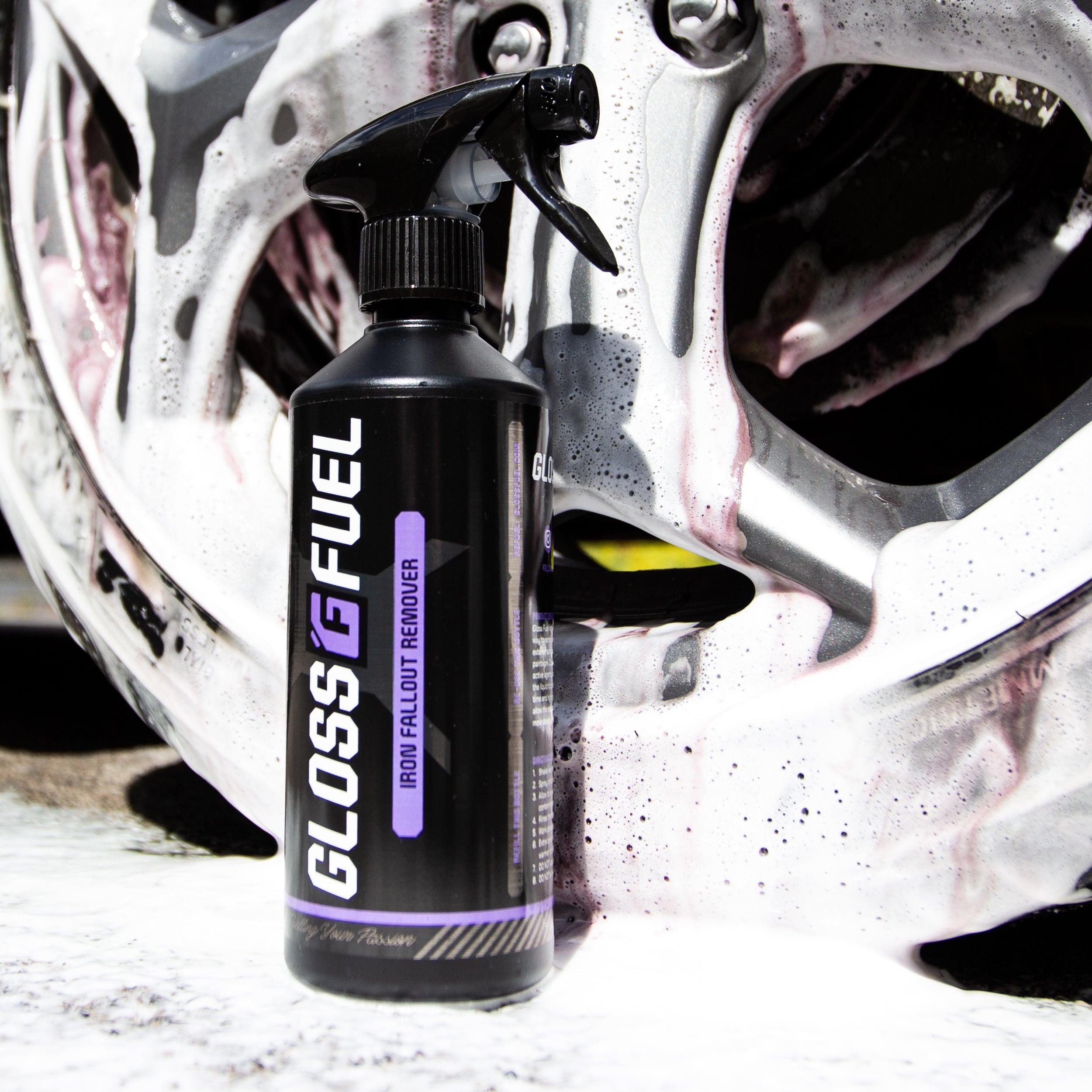 Gloss Fuel Iron Fallout Remover Trigger Spray Bottle Cleaning a Dirty Ford Focus ST Alloy Wheel