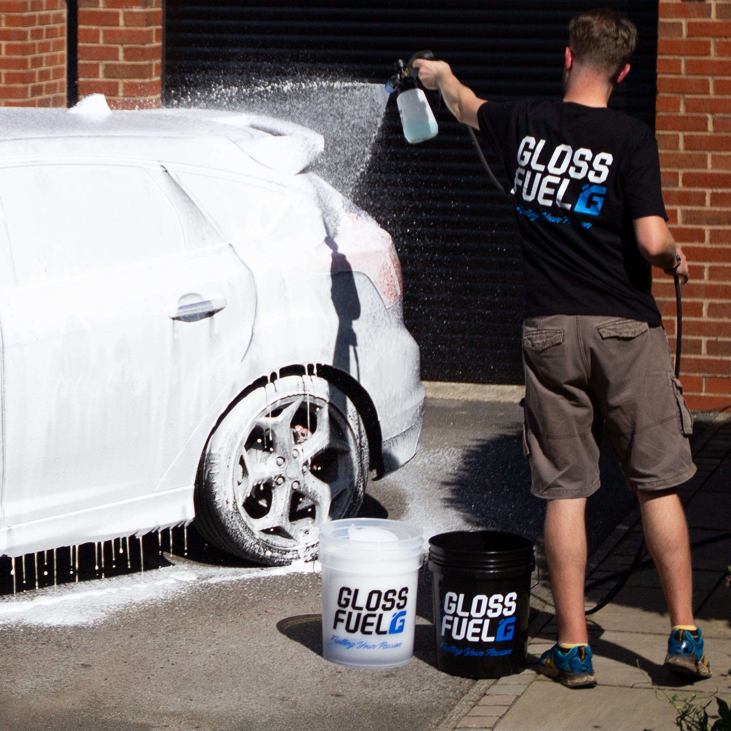 Gloss Fuel pH Neutral Snow Foam being applied to a Ford Focus ST via a Snow Foam Lance
